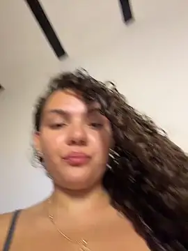 Snapshot of eva_y_marcelo chatting on May 2026 11:37:02 AM eva y marcelo online show from May 2026 11:37:02 AM