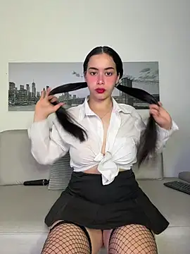SophieRoyals online show from June 2026 12:11:01 PM