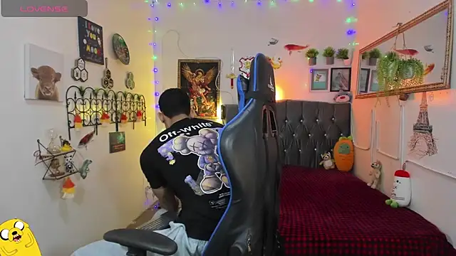 Damian latinxxx online show from January 2026 02:57:02 AM