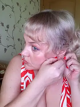 Snapshot of IsabellaBoni chatting on June 2026 06:33:02 AM IsabellaBoni online show from June 2026 06:33:02 AM