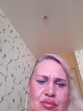 Snapshot of IsabellaBoni chatting on June 2026 07:03:02 AM IsabellaBoni online show from June 2026 07:03:02 AM