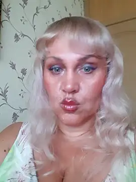 Snapshot of IsabellaBoni chatting on July 2026 07:06:01 AM IsabellaBoni online show from July 2026 07:06:01 AM