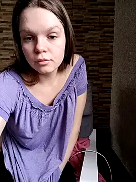 Snapshot of MarieFerguson chatting on December 2024 01:17:01 PM MarieFerguson online show from December 2024 01:17:01 PM