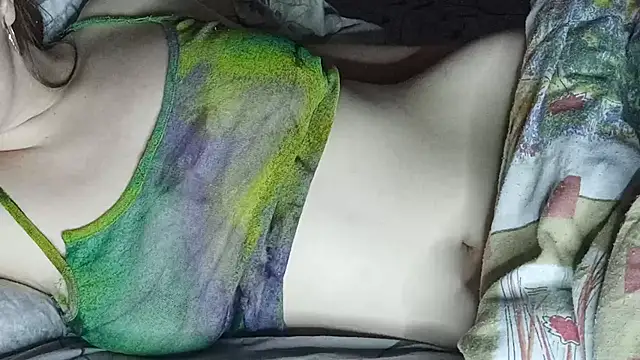 Snapshot of MarieFerguson chatting on December 2024 01:06:02 PM MarieFerguson online show from December 2024 01:06:02 PM