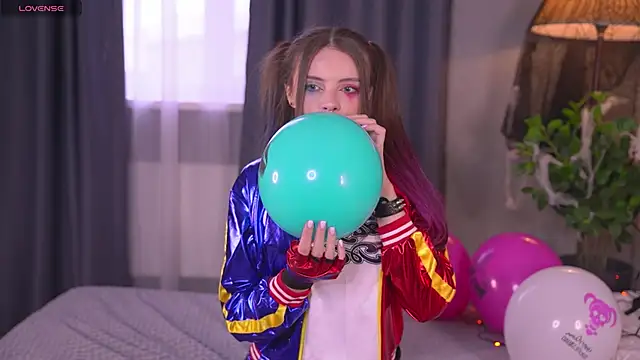 Bellacle online show from October 2025 07:42:01 AM