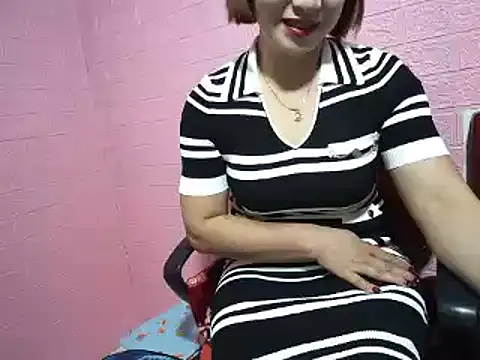 Mama-BigPussy online show from December 2024 02:21:02 AM