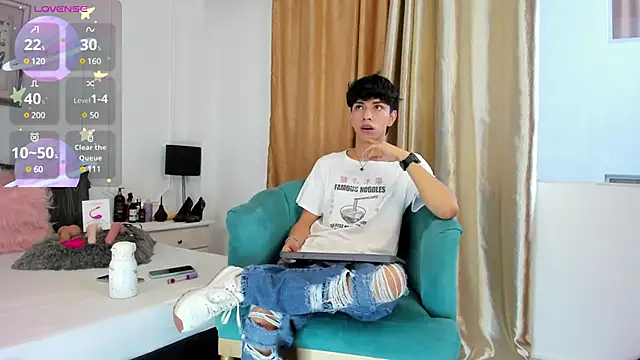 Santy carrington online show from January 2025 12:52:01 PM