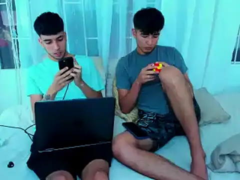 Snapshot of shawn__sanderson1 chatting on February 2025 07:03:02 PM shawn sanderson1 online show from February 2025 07:03:02 PM