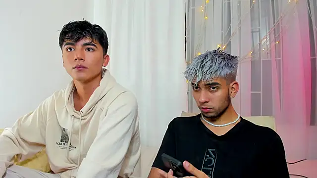 Snapshot of shawn__sanderson1 chatting on March 2025 01:40:01 PM shawn sanderson1 online show from March 2025 01:40:01 PM