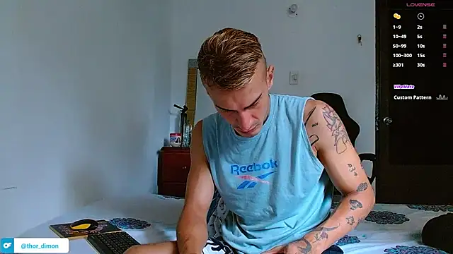 Snapshot of bray_hotboy777 chatting on February 2026 01:20:02 PM bray hotboy777 online show from February 2026 01:20:02 PM