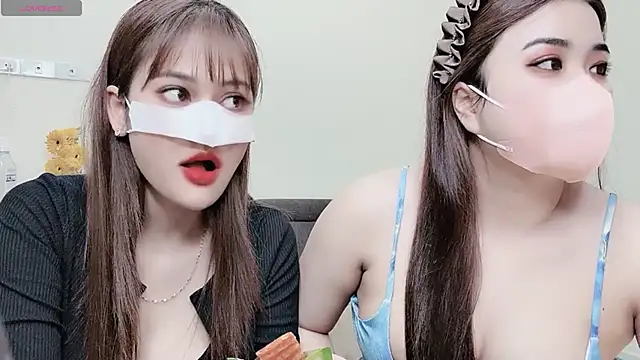 Snapshot of LyLy_Office chatting on January 2025 12:01:02 PM LyLy Office online show from January 2025 12:01:02 PM