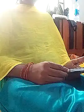 Snapshot of Tamil--Rani chatting on January 2025 09:05:01 AM Tamil--Rani online show from January 2025 09:05:01 AM