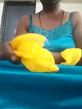 Snapshot of Tamil--Rani chatting on January 2025 06:03:01 AM Tamil--Rani online show from January 2025 06:03:01 AM