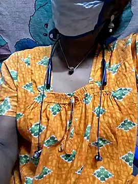 Snapshot of Tamil--Rani chatting on November 2025 02:39:01 PM Tamil--Rani online show from November 2025 02:39:01 PM