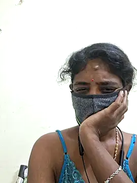 Snapshot of Tamil--Rani chatting on January 2026 03:25:02 PM Tamil--Rani online show from January 2026 03:25:02 PM