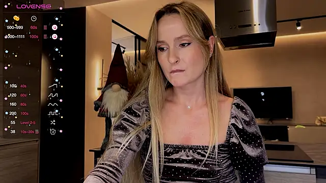 Peach  juice online show from December 2024 07:39:02 PM