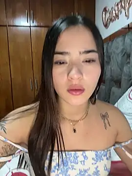 Snapshot of Veronica_isaza__ chatting on February 2026 10:19:02 AM Veronica isaza online show from February 2026 10:19:02 AM