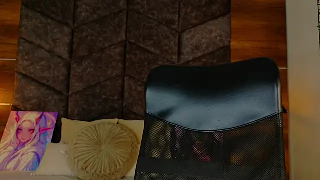 AmbarHills 1 online show from December 2025 11:36:02 AM