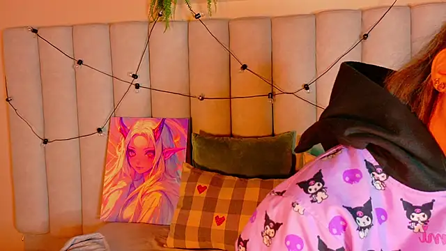 AmbarHills 1 online show from February 2026 11:31:01 AM