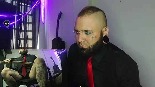 Snapshot of darkclothes chatting on January 2025 04:39:02 PM darkclothes online show from January 2025 04:39:02 PM