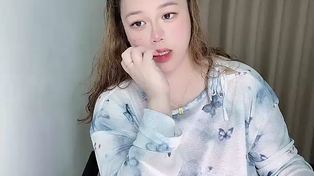 Snapshot of 520-vivo chatting on May 2026 02:11:01 PM 520-vivo online show from May 2026 02:11:01 PM