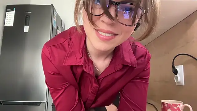 Snapshot of Victoria1Love chatting on May 2026 10:36:01 AM Victoria1Love online show from May 2026 10:36:01 AM
