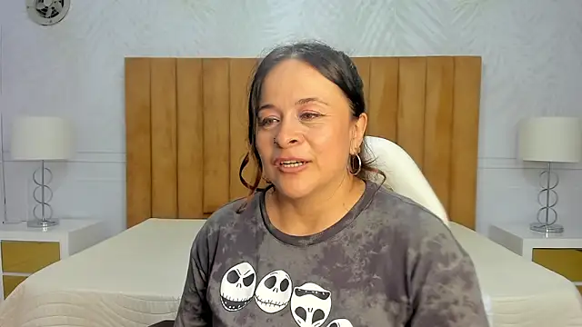 Daphne81  online show from January 2025 09:12:01 AM