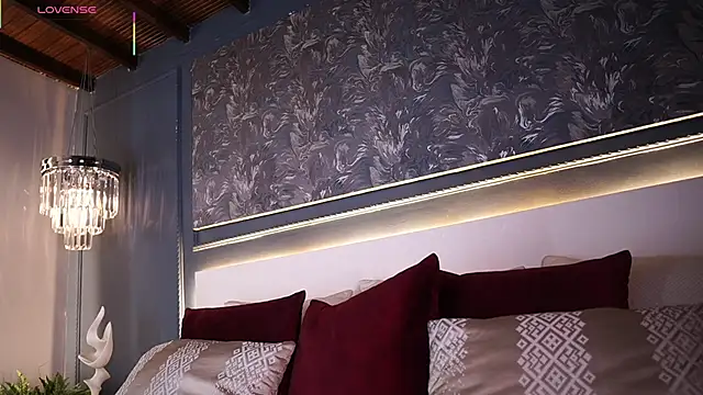 AylinMillerxs online show from April 2026 08:06:02 PM