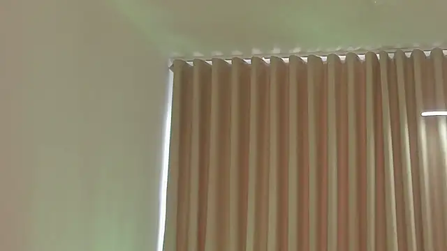 SavannahWildee online show from September 2025 11:43:01 AM