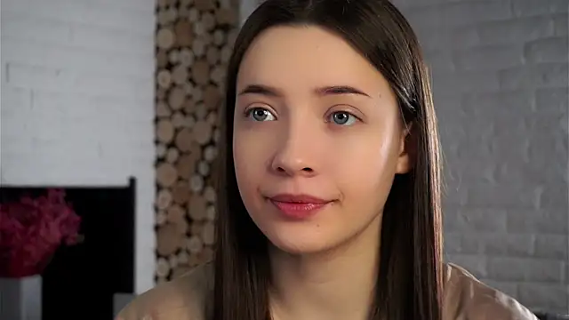 LowOncoming online show from February 2025 01:45:02 AM