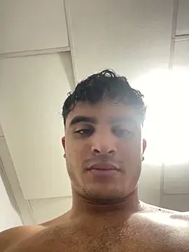 Snapshot of Mentriplex chatting on February 2026 02:19:01 AM Mentriplex online show from February 2026 02:19:01 AM