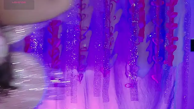 Snapshot of AspenRuss chatting on February 2026 09:11:02 PM AspenRuss online show from February 2026 09:11:02 PM