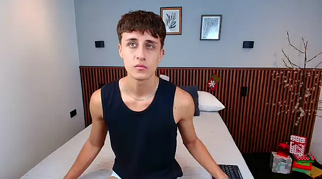 JoseloEvans online show from December 2024 11:21:01 PM