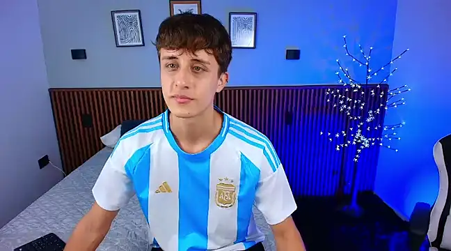 JoseloEvans online show from January 2025 10:18:01 PM