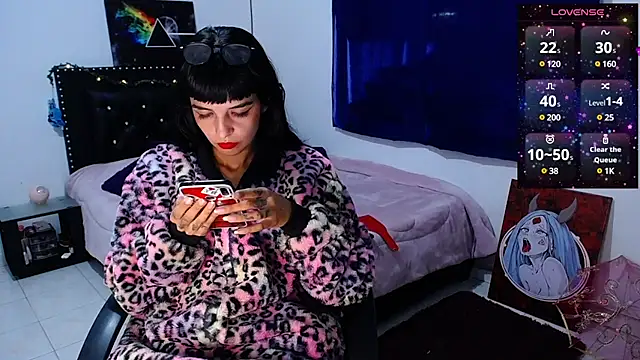 charllotee dark online show from December 2024 11:40:02 PM