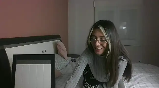 SOFIASWEETSECRETT online show from December 2024 06:27:01 PM