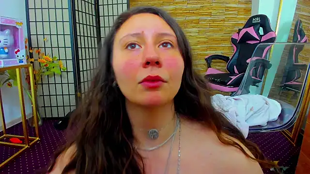 AishaRouhi online show from January 2026 05:43:02 AM