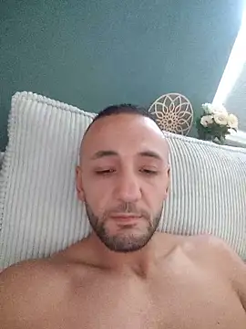 Reeeks69 online show from May 2026 04:14:01 PM