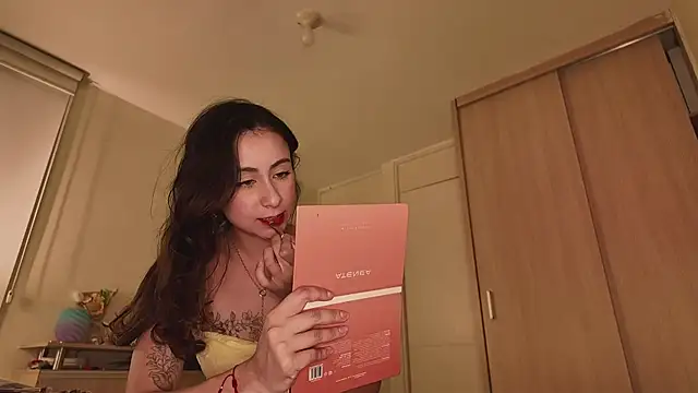 Snapshot of juanasnz99 chatting on May 2026 04:30:02 AM juanasnz99 online show from May 2026 04:30:02 AM