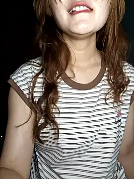 Snapshot of Girl20sexy chatting on April 2026 06:21:01 PM Girl20sexy online show from April 2026 06:21:01 PM