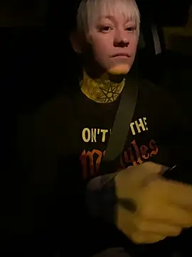 poussichienne online show from March 2026 04:18:02 AM