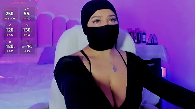 Haanna   online show from March 2025 07:04:01 PM