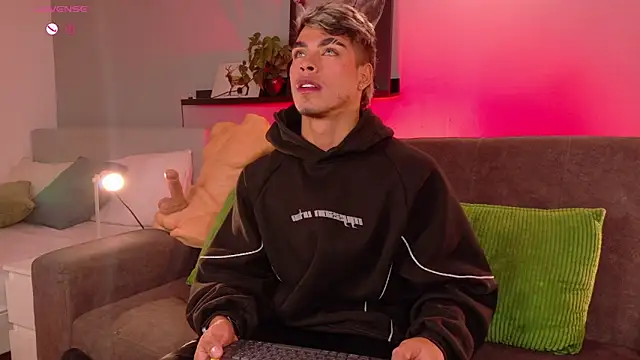 Ken-boy  online show from April 2026 10:54:02 AM