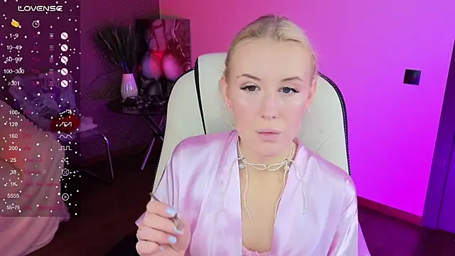 Selenatrend online show from October 2025 12:30:01 PM