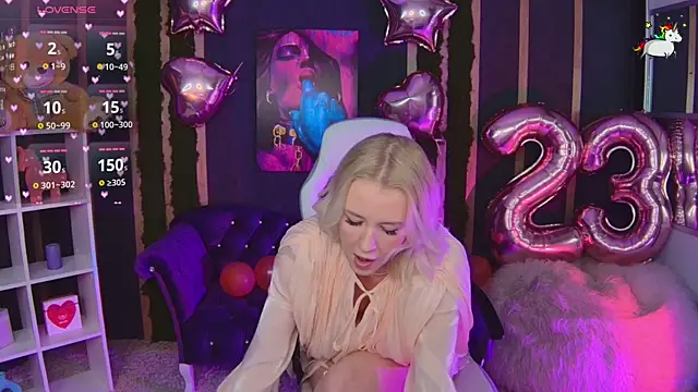 Snapshot of Selenatrend chatting on March 2026 06:26:01 AM Selenatrend online show from March 2026 06:26:01 AM