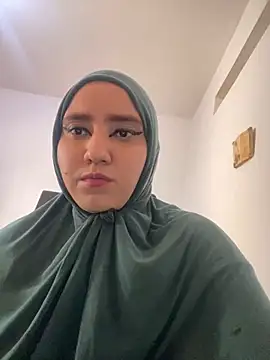 hannahayat online show from January 2025 09:43:02 PM