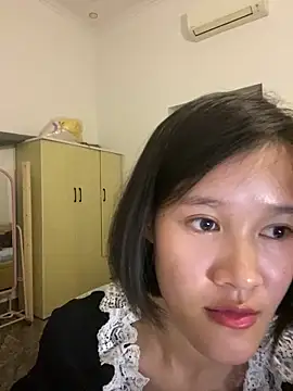 Snapshot of thithi8369 chatting on December 2024 04:04:01 PM thithi8369 online show from December 2024 04:04:01 PM