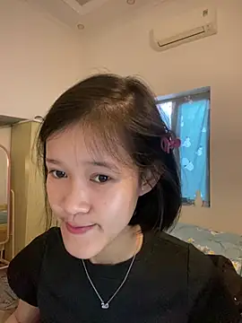 Snapshot of thithi8369 chatting on February 2025 04:44:02 AM thithi8369 online show from February 2025 04:44:02 AM