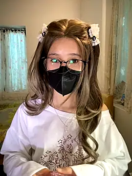 Snapshot of thithi8369 chatting on October 2025 05:09:02 AM thithi8369 online show from October 2025 05:09:02 AM