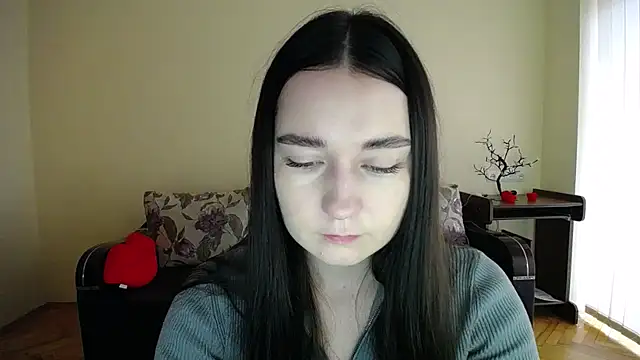 Pretty shy online show from November 2025 09:34:01 AM